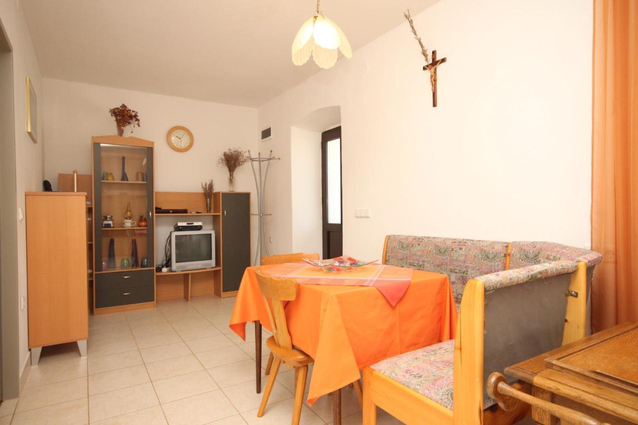 Apartments With A Parking Space Sali, Dugi Otok - 8084 ภายนอก รูปภาพ