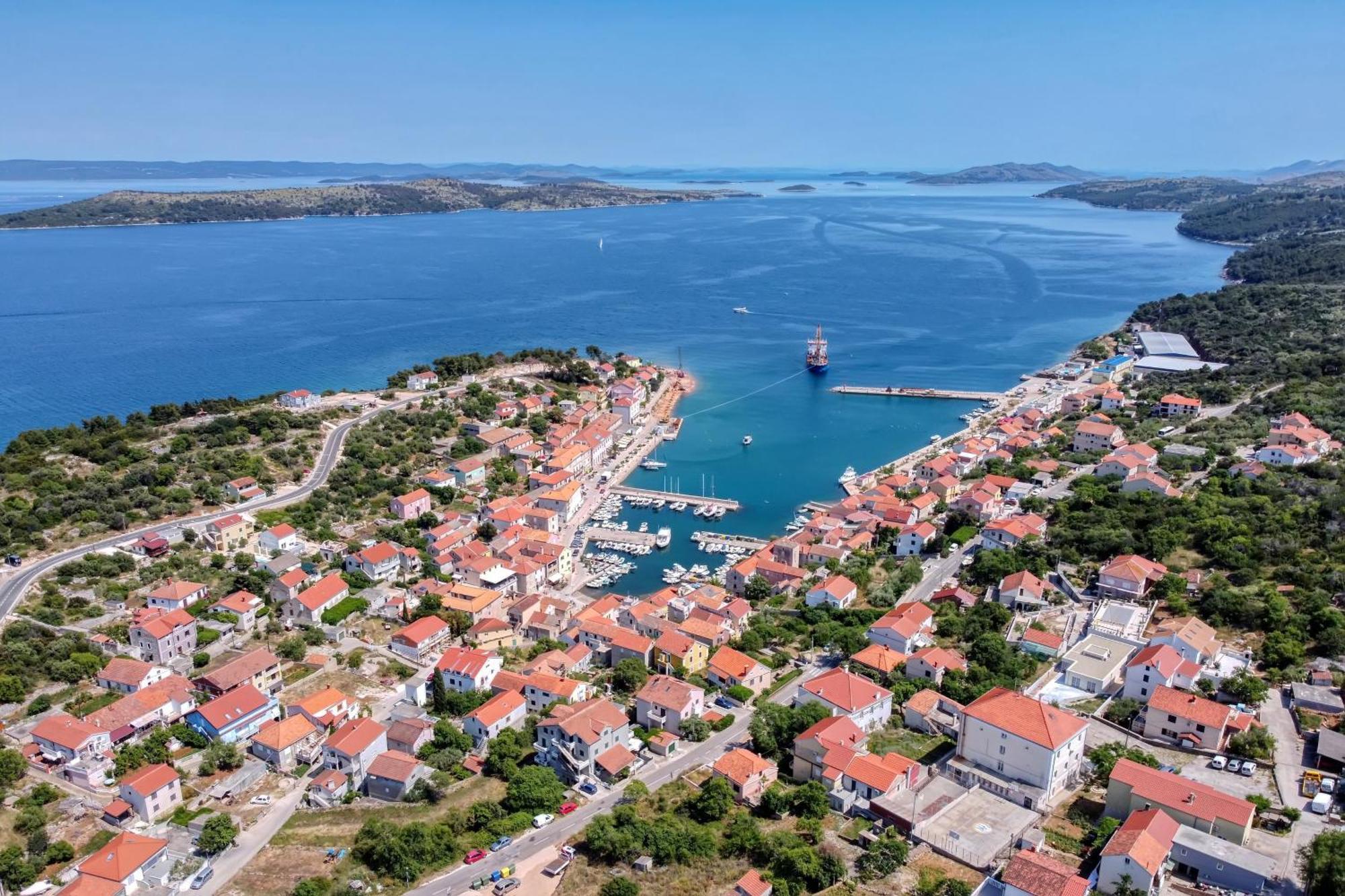 Apartments With A Parking Space Sali, Dugi Otok - 8084 ภายนอก รูปภาพ